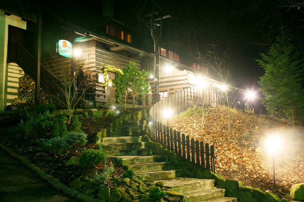 Hotel Koliba U Cerneho Medveda Zlín Exterior foto